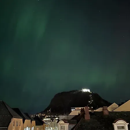 Διαμέρισμα Right In The Heart Of Alesund! *